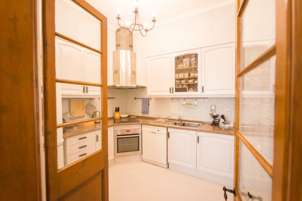 Classic Lisbon Downtown Apartment Екстер'єр фото
